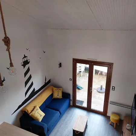 公寓 Maisonnette 莱萨布勒-多洛讷